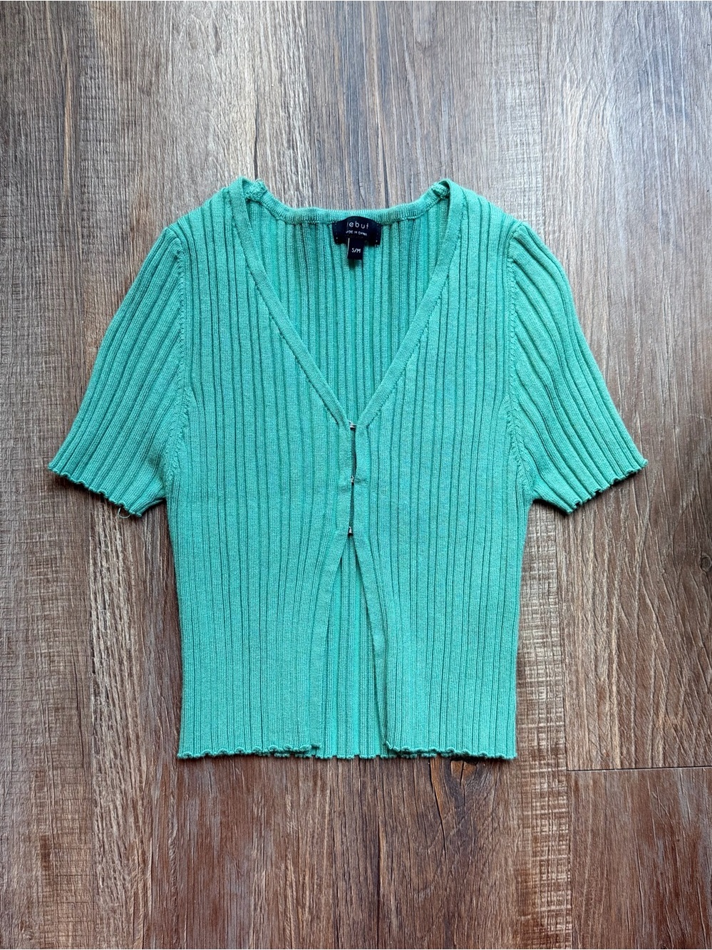 Ribbed V-Neck Women’s Short Sleeve Top